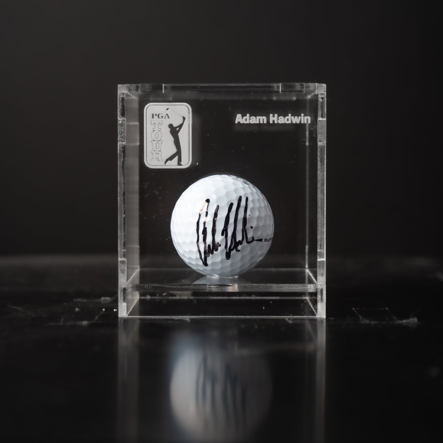 Pelota Firmada - Adam Hadwin